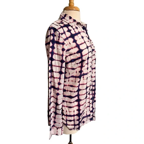 STYLUS Women's Navy and Pink Tie Dye Button Down Shirt size Medium - Picture 3 of 5